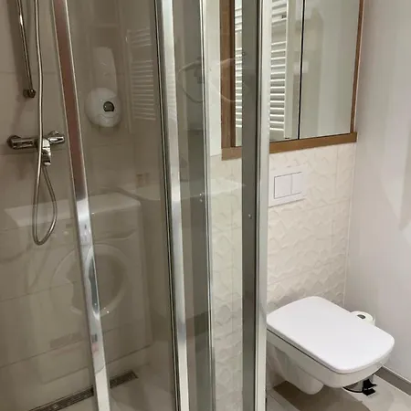 Wola Wolska 165 아파트